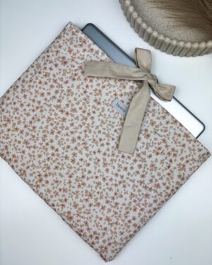bezowe etui na tablet handmade