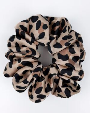 satynowa scrunchie panterka