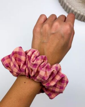 scrunchie w kratkę