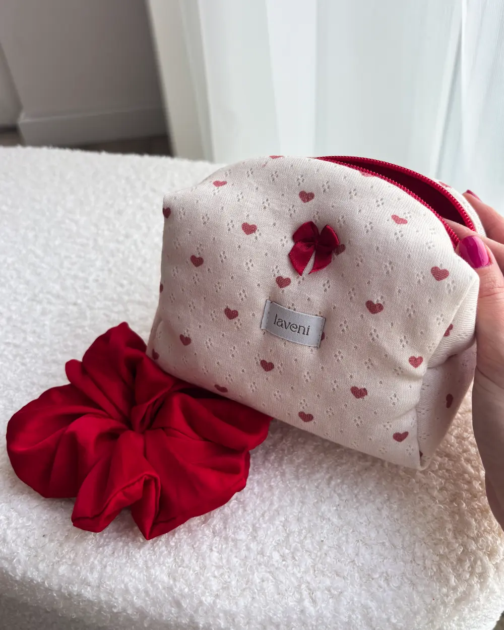 Kosmetyczka Pointelle Vintage Hearts 3 Kosmetyczka Pointelle Vintage Hearts - obrazek 3