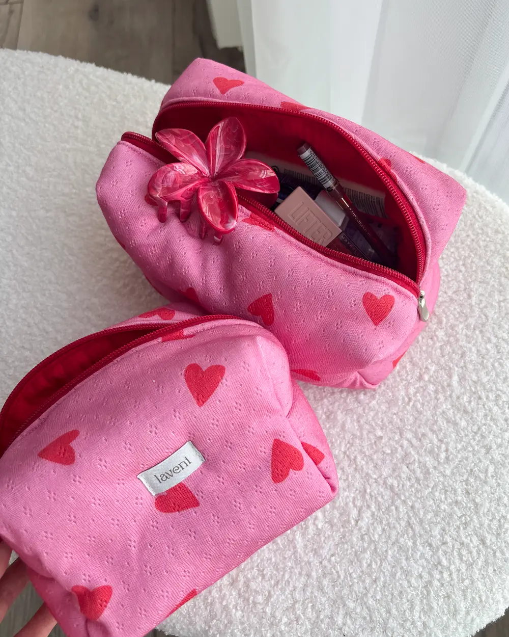 Zestaw Kosmetyczek i Scrunchie Candy Hearts 2 mała i duża kosmetyczka