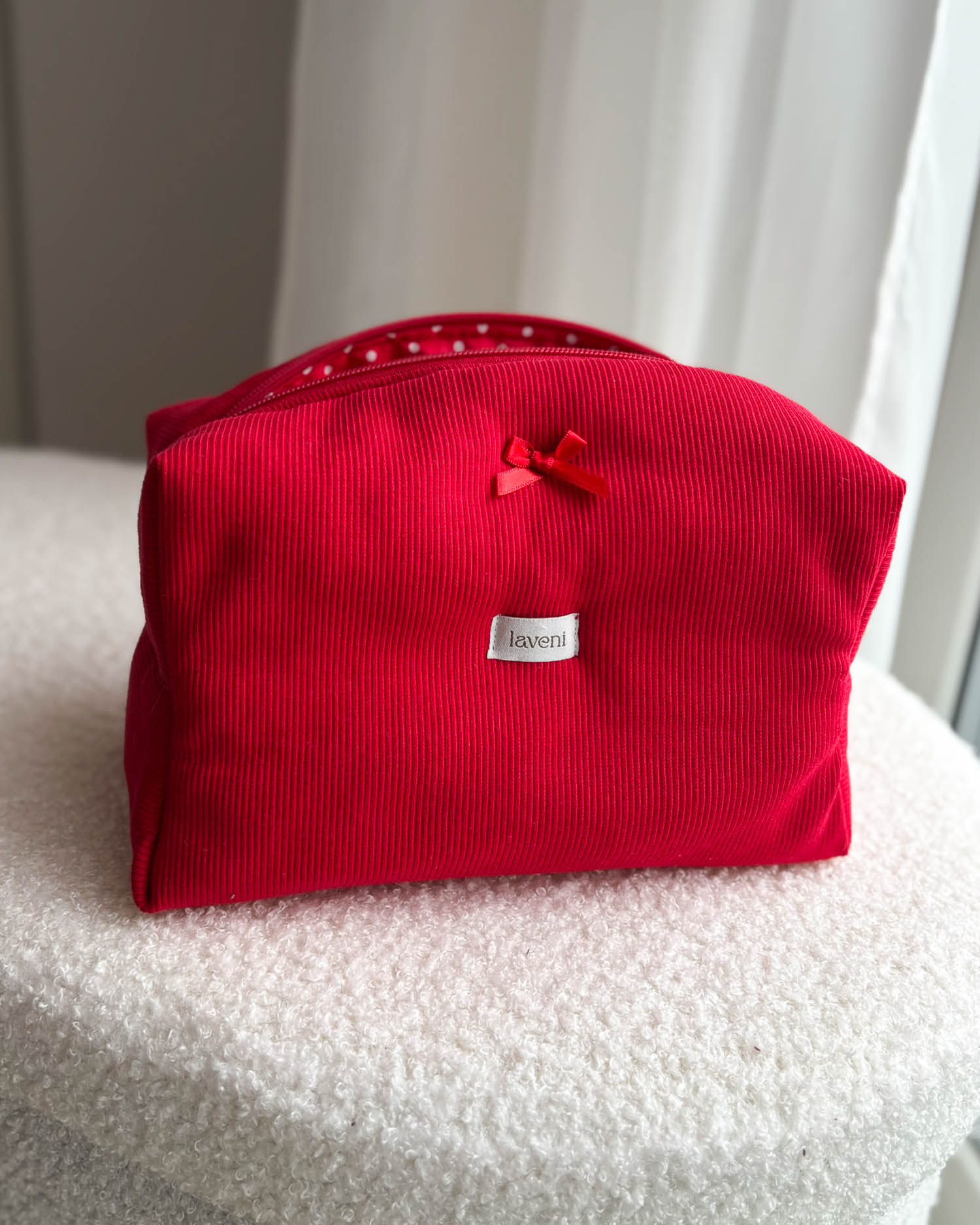 Zestaw Kosmetyczek Ribb Red 4 Zestaw Kosmetyczek Ribb Red - obrazek 4