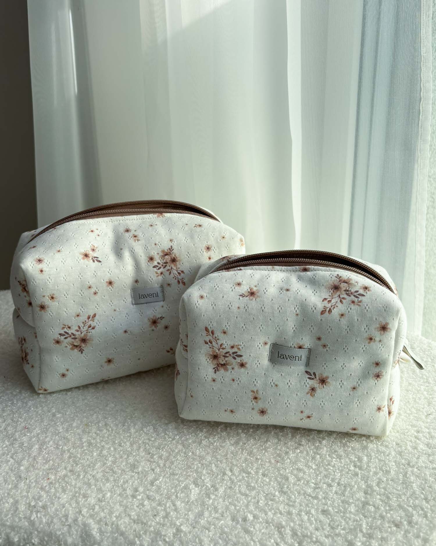 Limitowana Kosmetyczka Pointelle Toffee Meadow 5 Limitowana Kosmetyczka Pointelle Toffee Meadow - obrazek 5