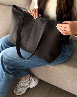ciemnobrązowa torba shopper