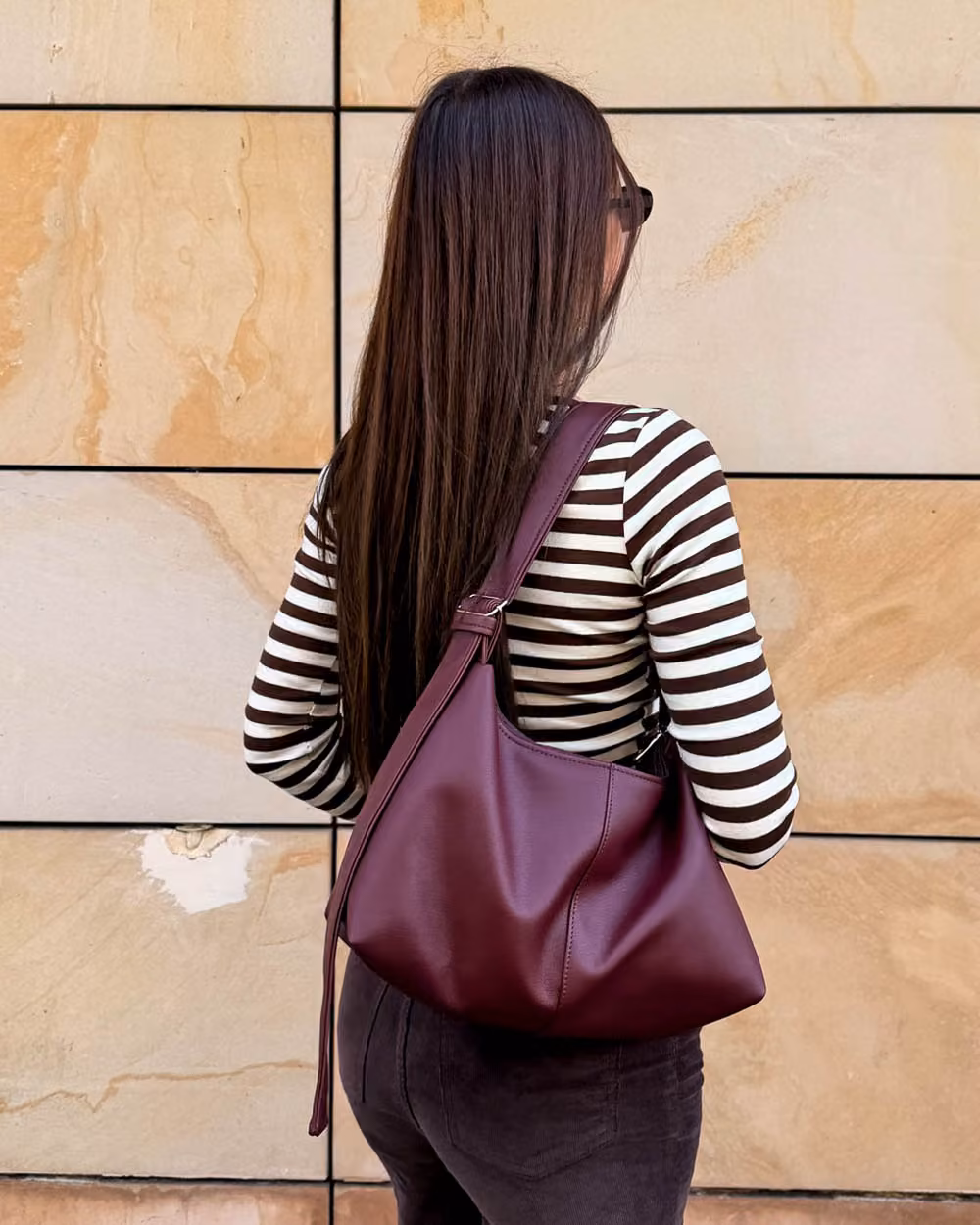 Torebka Slouchy MIA Dark Cherry 6 Torebka Slouchy MIA Dark Cherry - obrazek 6